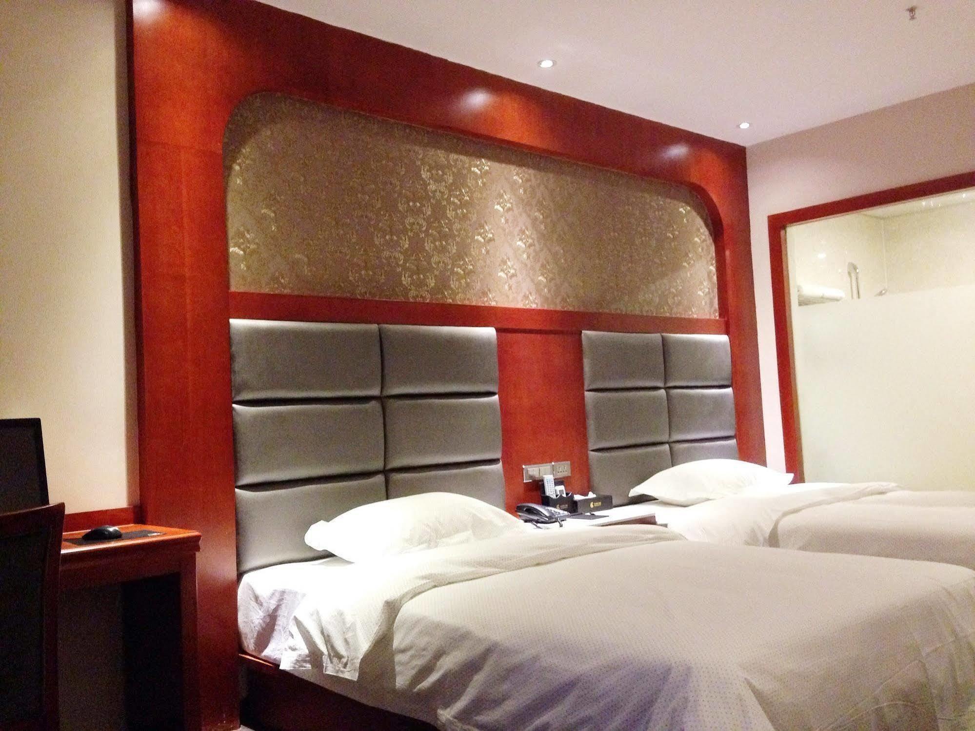 Longwang Business Hotel Liuzhou Exterior photo